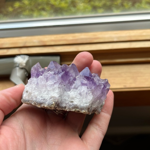 AMETHYST - Picture 2 of 5
